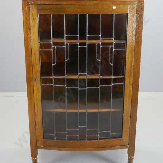 deco oak china cabinet with leadlight door - escutcheon & lock but no key H-1230 W-740 D-420