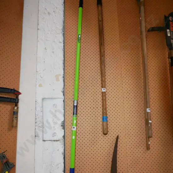 as-new Saxon garden hoe