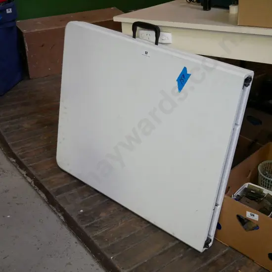 plastic folding trestle table