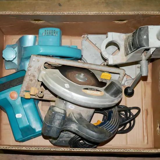 box; torch, electric planer, skilsaw, drill stand