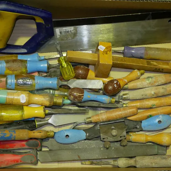 box; hand saw, marker, gauge, spoke shave etc