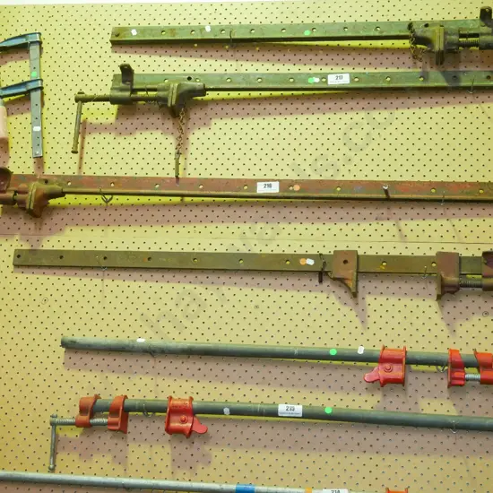 2x rusty sash clamps - orange dots