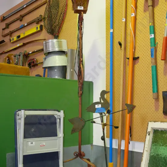 restorer's freestanding outdoor light