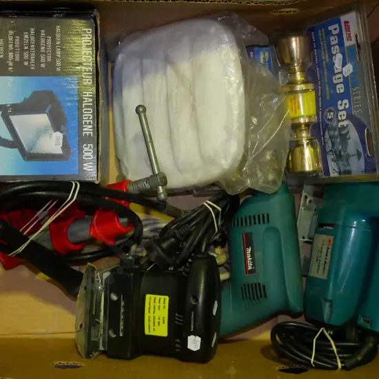 box; finishing sander, drill, jig saw etc