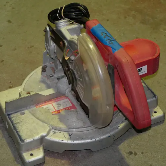 small compound mitre saw