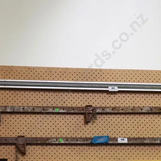 quick release sash clamp