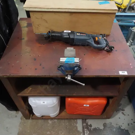 wooden workshop bench with 100mm engineer's vice Bench H-920 W-920 D-700