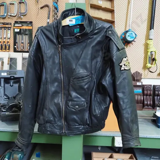 size Large leather motorcycle jacket