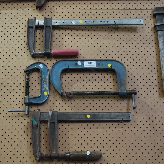 2x F clamps, 2x G clamps - yellow dots