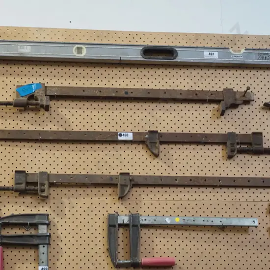 3x rusty sash clamps - black dots