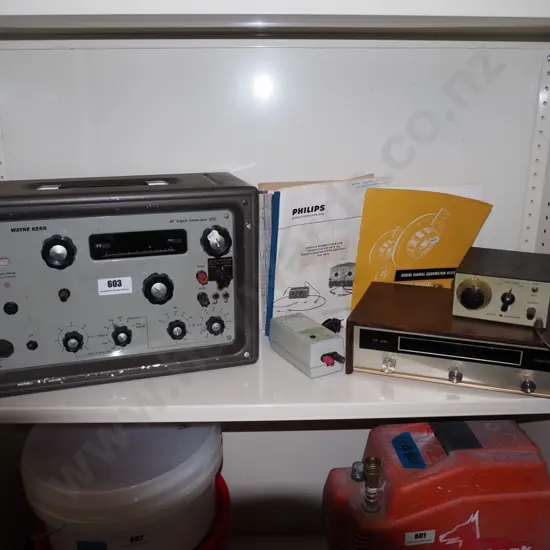 Wayne Kerr signal generator, oscillator, wobbulator