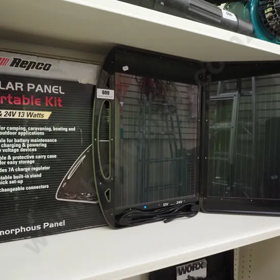 Repco portable solar panel kit