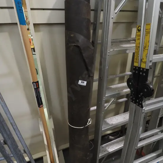 roll of builders paper