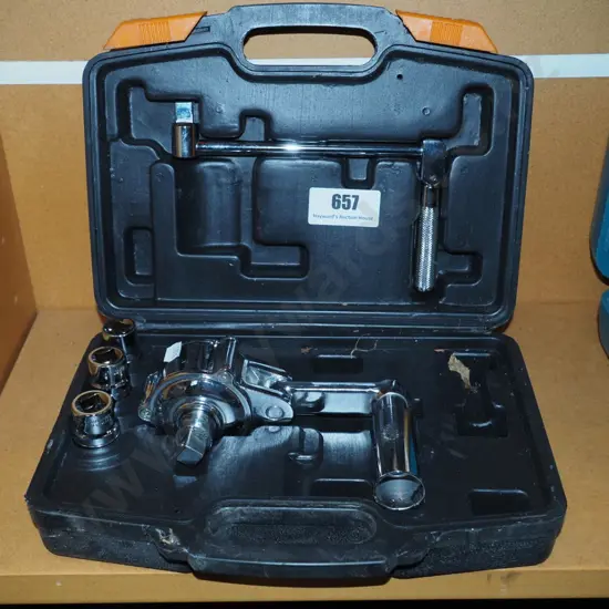 labour saving wrench