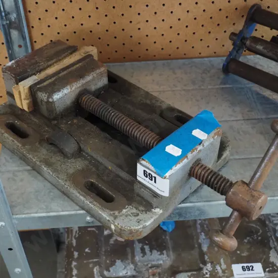 milling machine vice