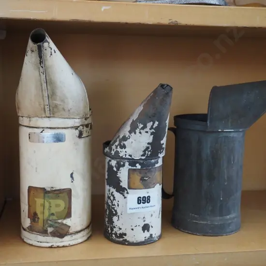 3x vintage oil pourers