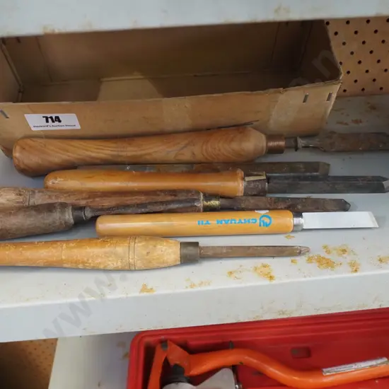 box of lathe chisels