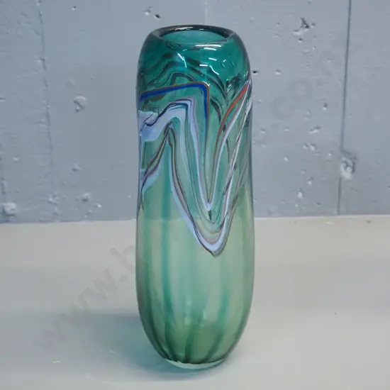 Peter Viesnik NZ art glass vase - signed Viesnik '87. H270