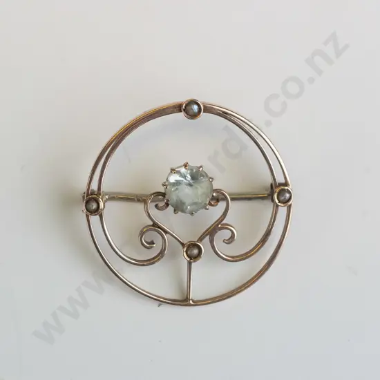 9ct light blue stone/seed pearl brooch  - 2.7 gms