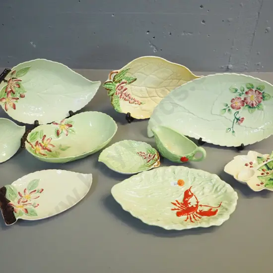 10 pieces of Carlton ware - lobster plate, wild rose, foxglove, , dogwood etc. - largest dish L-330, brown stains to one