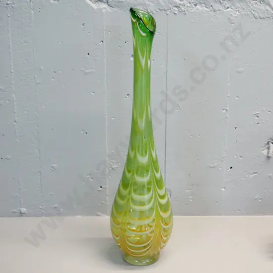 large art glass vase - green swagged pattern H-540 D-130