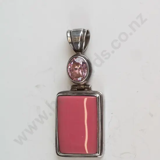 silver pink stone pendant stamped 925