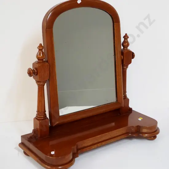 traditional style dressing table mirror w/ bun feet and turned mirror supports H-570 W-550 D-240