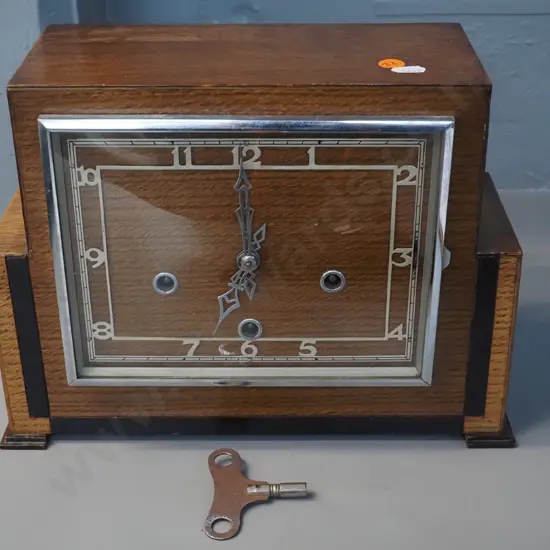 deco oak-cased chiming mantel clock with key - some spots to polish, key has corrosion H-230 W-310 D-120