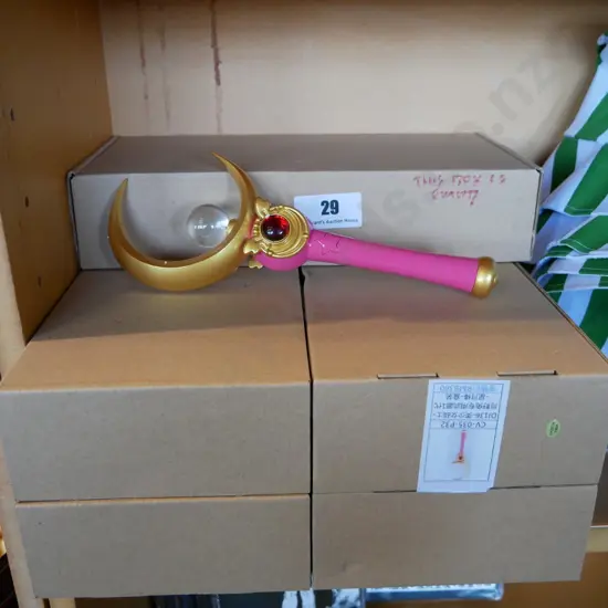 5 x Crescent Moon wands