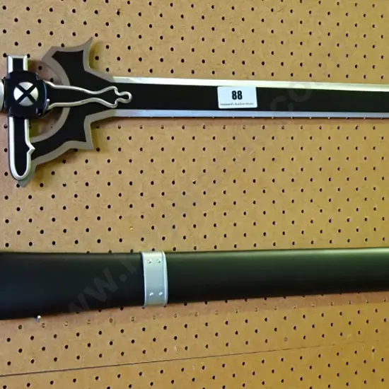 Sword Art Online Elucidator sword and sheath