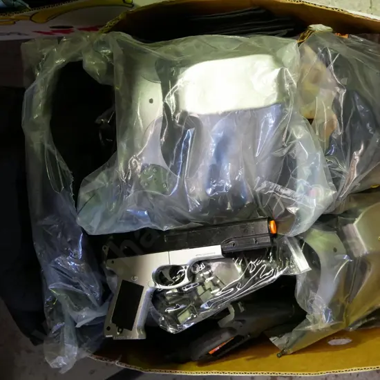 SWAT costumes - 3 x vests, 6 x masks, 3 pairs gloves, 3 x guns