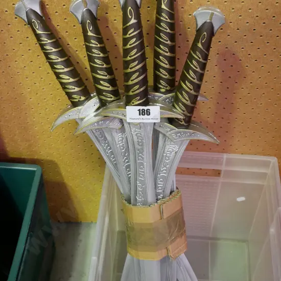 bundle of Lord of the Rings short foam swords