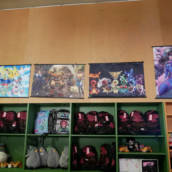 4 x wall-hanging print on scroll