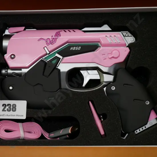 1 Overwatch pink DVA power bank light guns