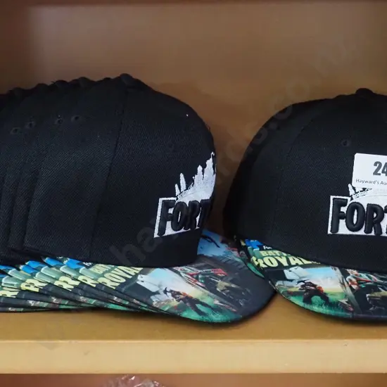 15 Fortnite caps