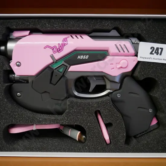1 Overwatch pink DVA power bank light guns