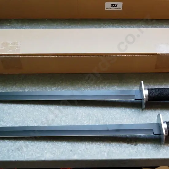 2 short swords