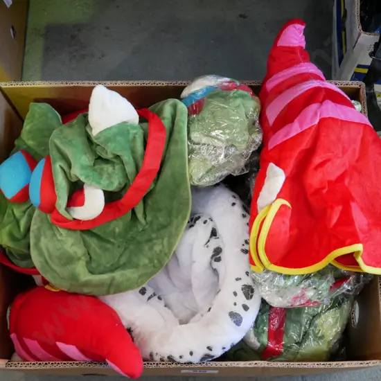 box of various hats