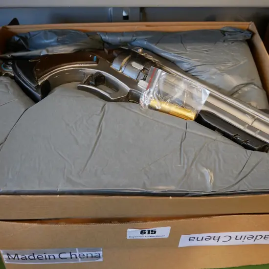 3 x composite Cassidy's Peacekeeper revolvers