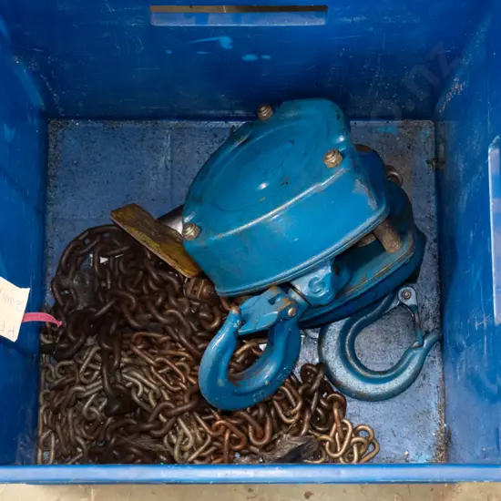 Blue Container with Blue Bridon Winch inside 