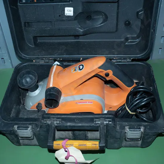 WORX 900w planer - orange - in black carry case 
