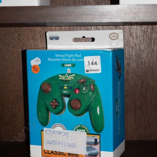 Wii wired fight pad 