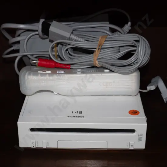 Wii Console, controller, cords