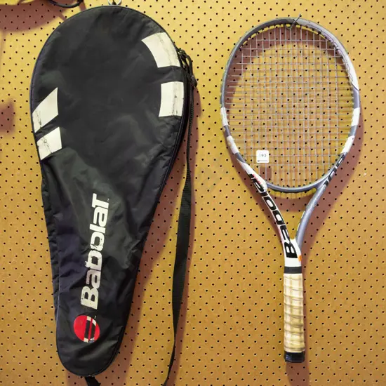 tennis racket