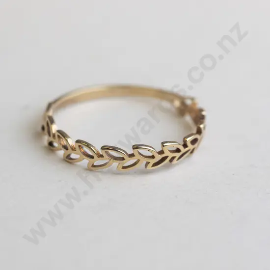 Gold Coloured Leaf Patterned Ring