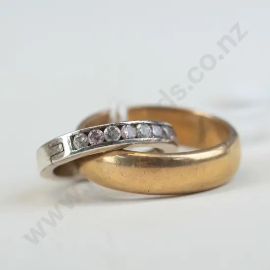 Gold wedding band & earing