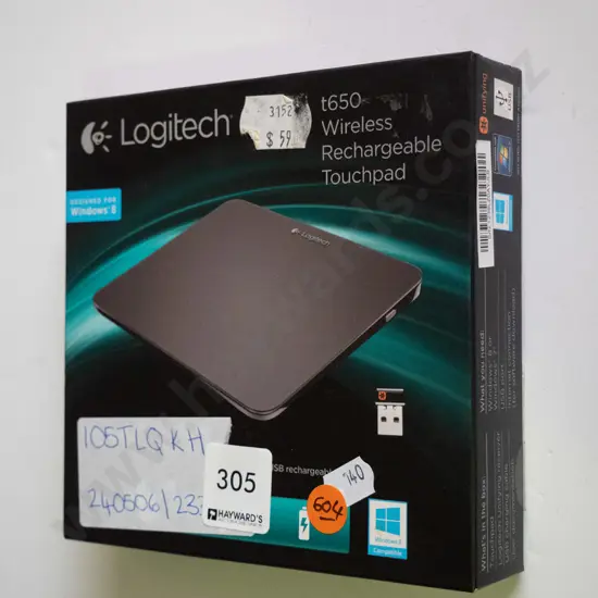 Wireless rechargeable touch pad 