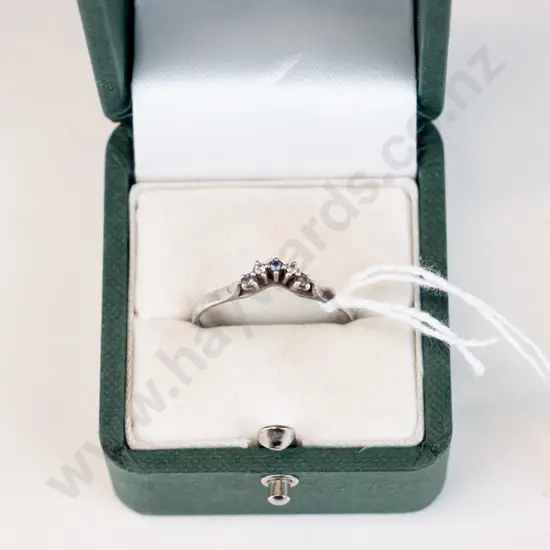 Sterling silver ring half circle with x5 coloured stones 