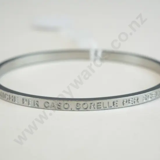 Bangle silver 'Friends by chance sisters by choice'