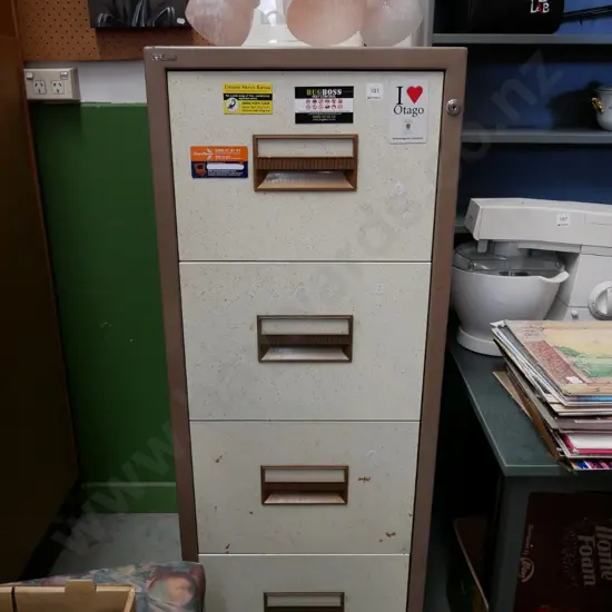 4 drawer filing cabinet - no key